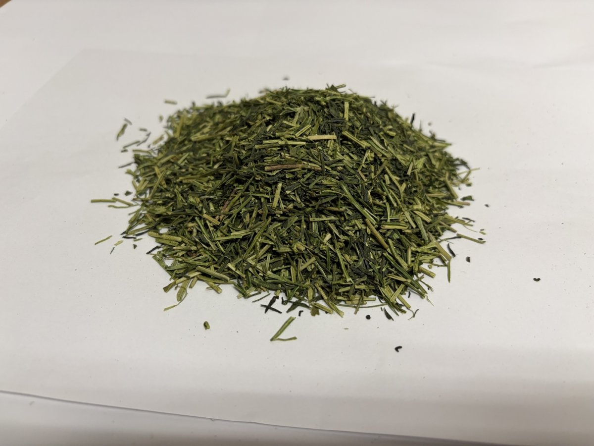 画像1: 抹茶入り茎茶 翁の友 (1)